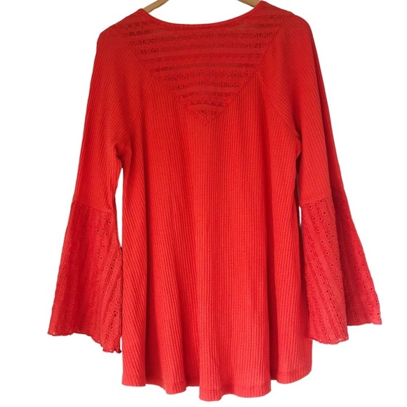 New Free People Crimson Red Ribbed Lace Bell Sleeve V Neck Top Shirt - Picture 13 of 16